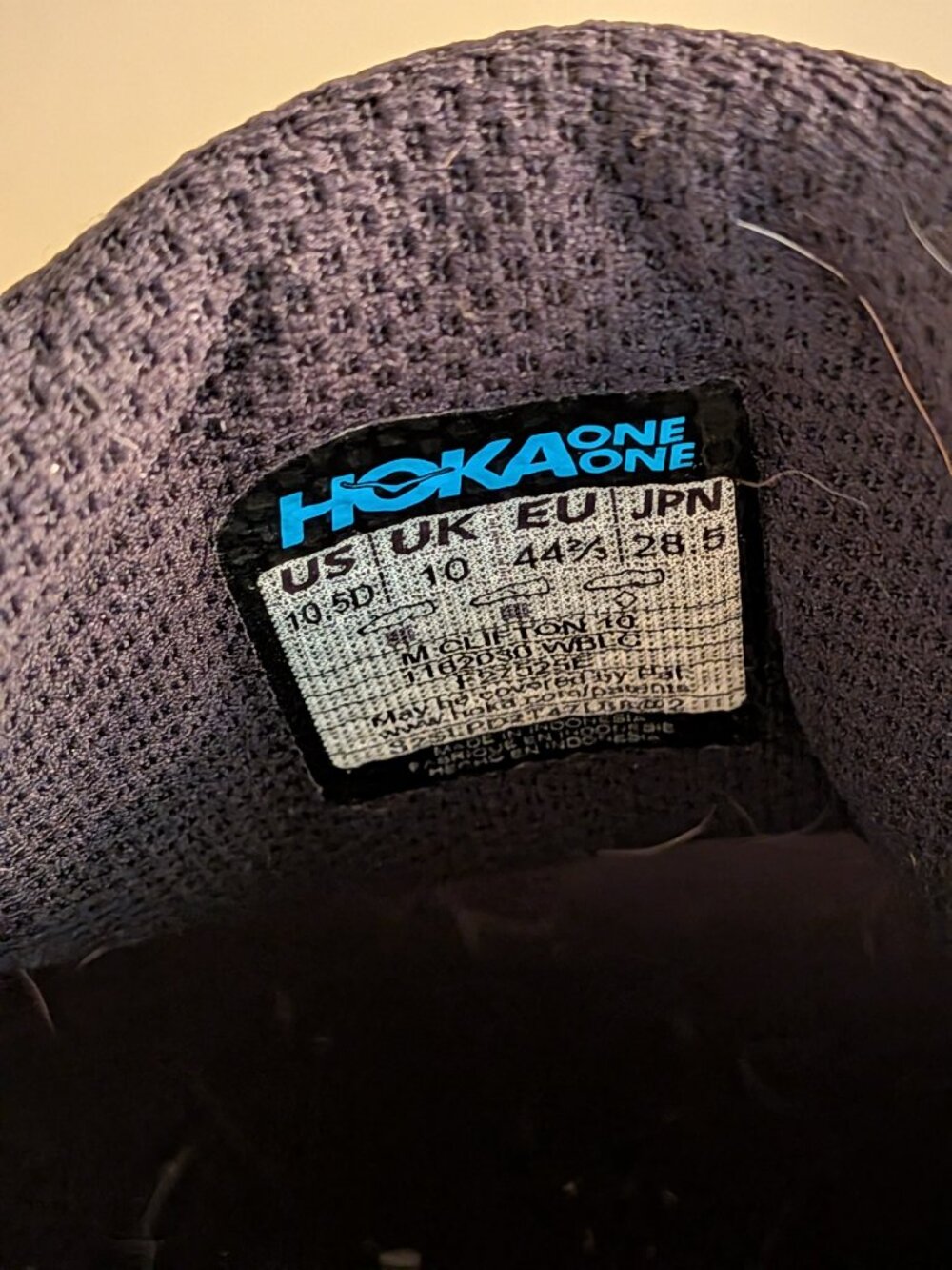 Hoka Clifton 10 size 10.5 - Picture 6 of 6